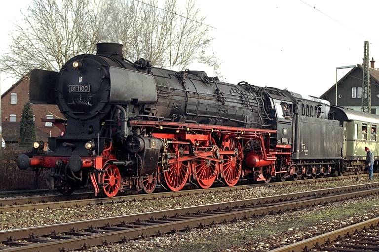 01 1100 in Stuttgart-M&uuml;nster (Dezember 1996)