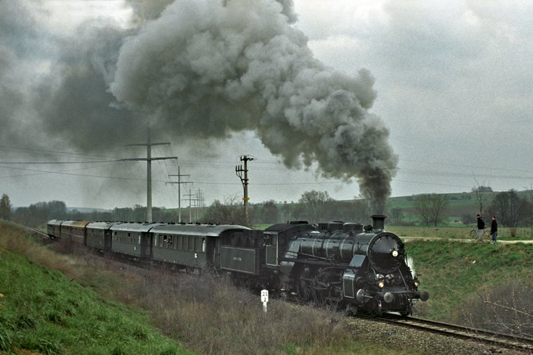 18 478 bei &Ouml;ttingen (April 2004)