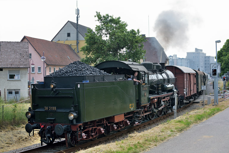 38 3199 in Hemmingen (Juni 2015)