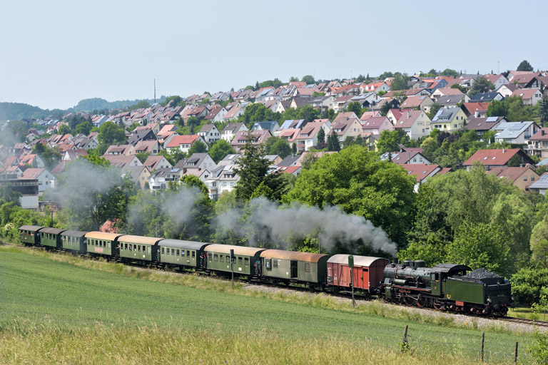 38 3199 bei Weissach (Juni 2015)