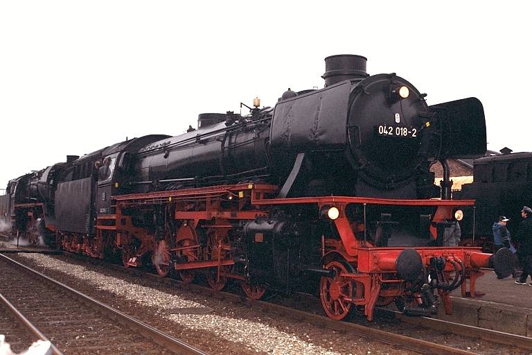 41 018 in Neuenmarkt-Wirsberg (Oktober 1998)