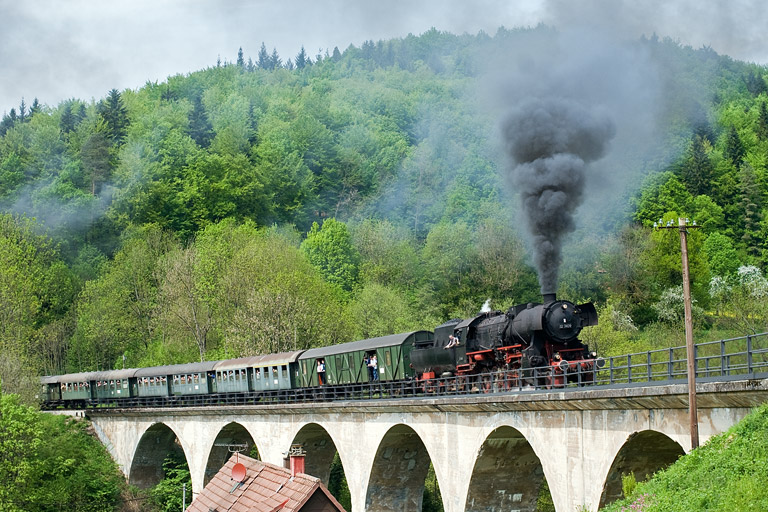 52 7409 bei Laufenm&uuml;hle (April 2011)