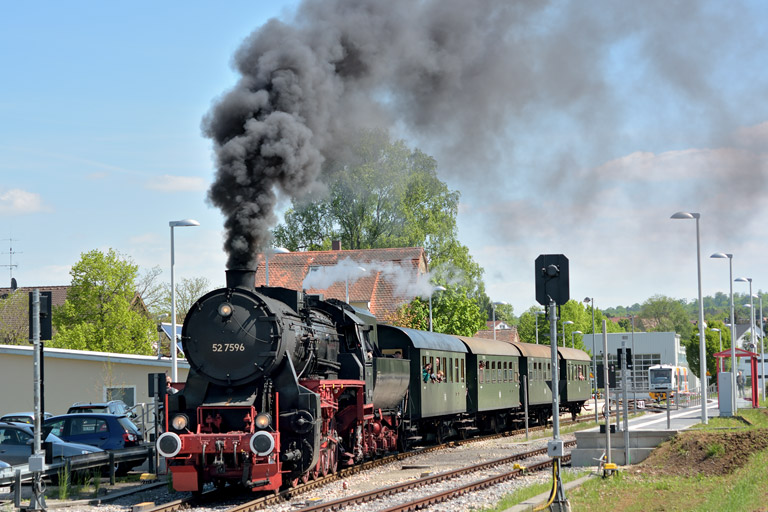 52 7596 in Dettenhausen (Mai 2014)