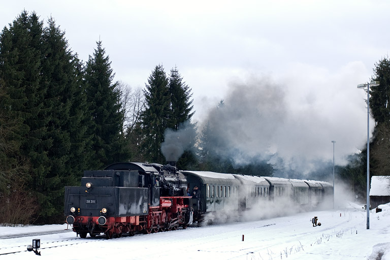 58 311 in Haidkapelle (Dezember 2012)