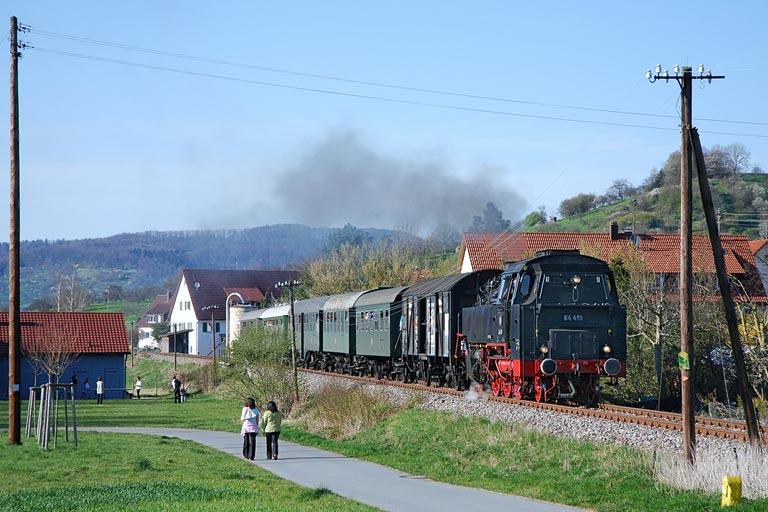64 419 bei Michelau (April 2007)