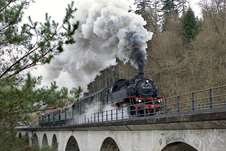 64 419 in Laufenm&uuml;hle (April 2012)