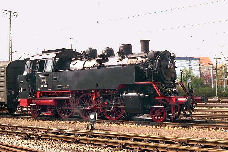 64 419 in Stuttgart-Vaihingen (April 1997)