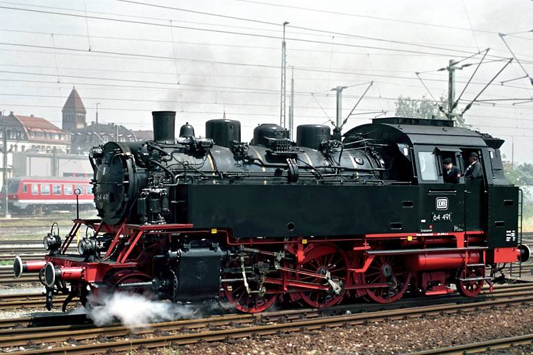 64 491 in N&uuml;rnberg (Juni 2002)