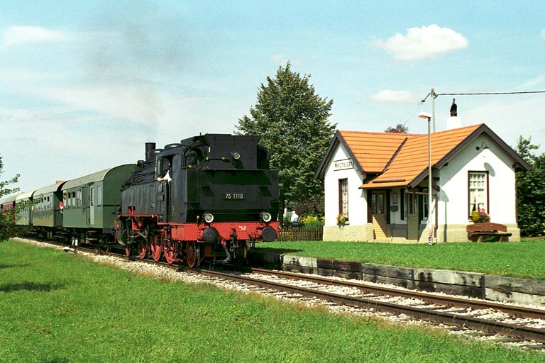 75 1118 bei Waldhausen (August 2005)