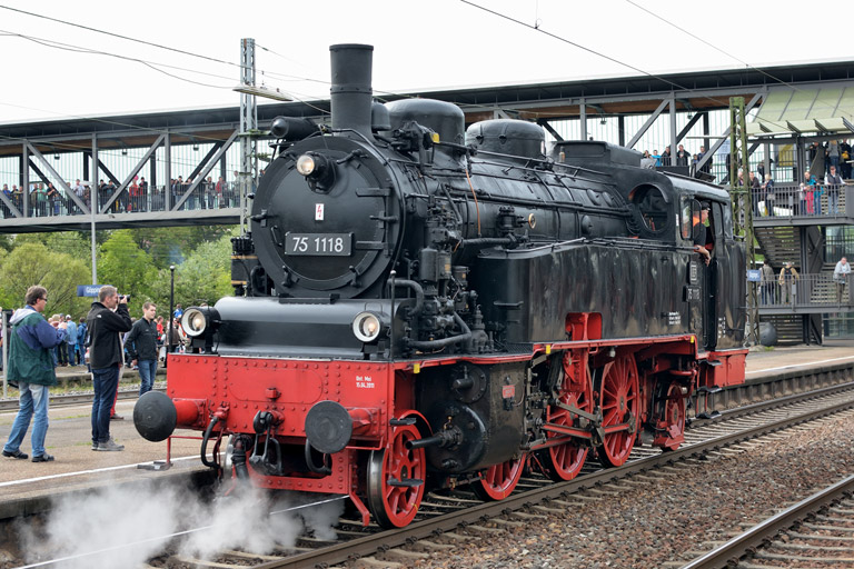 75 1118 in G&ouml;ppingen (September 2013)