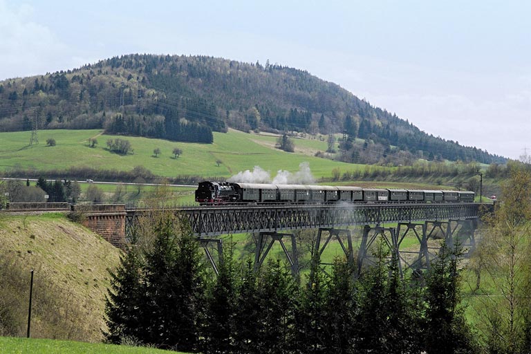 86 333 bei Epfenhofen (April 2006)