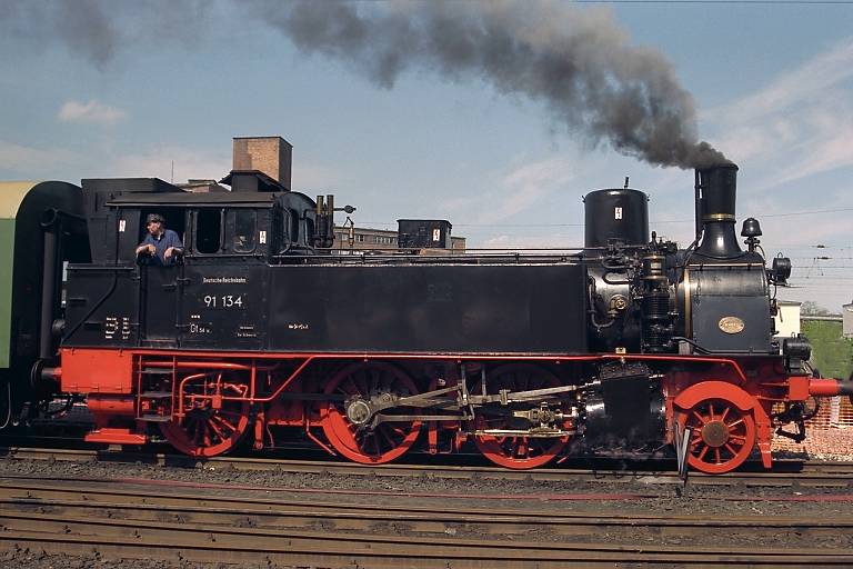 91 134 in Dresden (Mai 1996)
