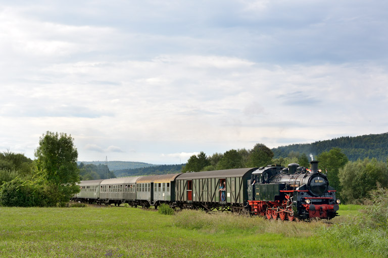 97 501 bei Michelau (September 2013)