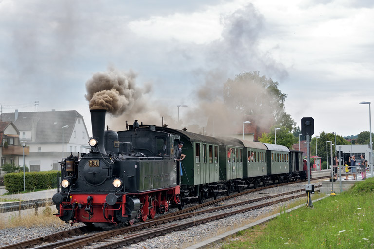 T3 930 bei Dettenhausen (Juli 2014)