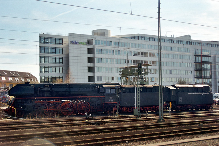 01 509 in Stuttgart-Vaihingen (M&auml;rz 2004)