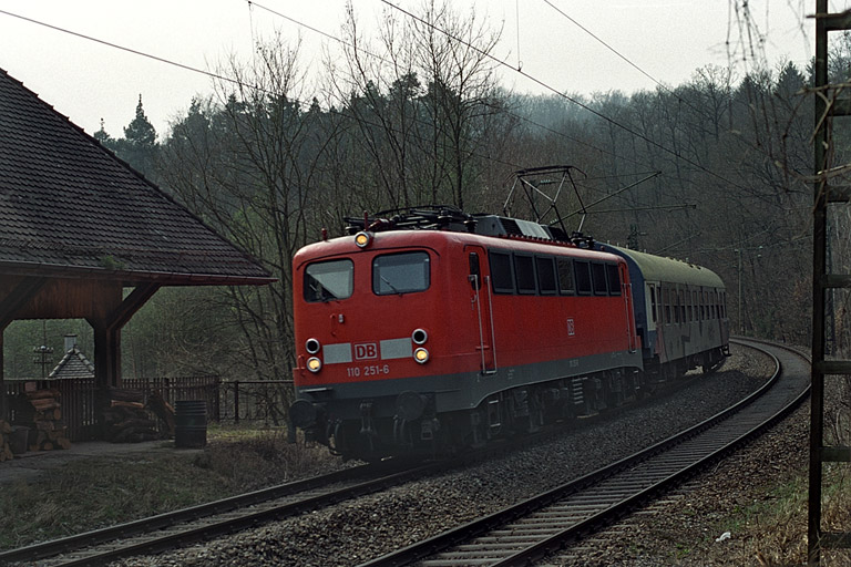 110 251 bei km 11,0 (M&auml;rz 2003)