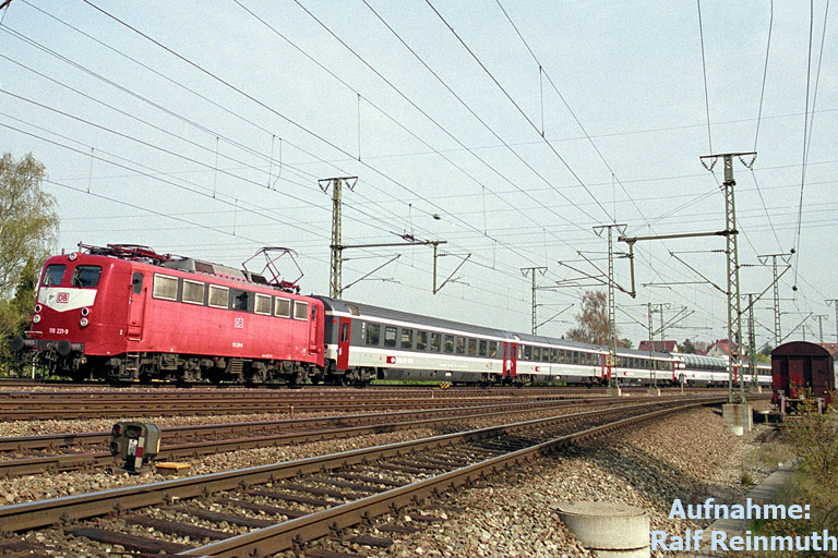 Lok der Baureihe 110 bei km 16,4 (Frühjahr 1997)