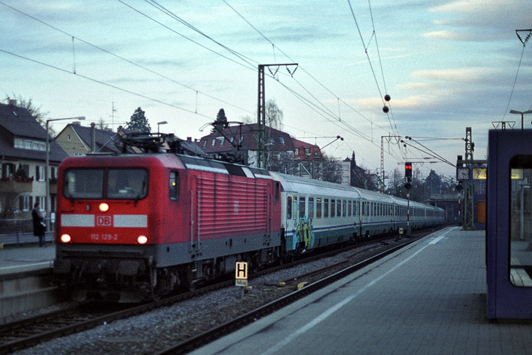 112 129 mit Cisalpino-Ersatzzug (Dezember 2003)