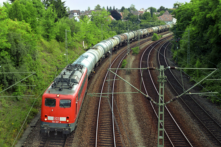 150 097 bei km 14,6 (Juli 2003)