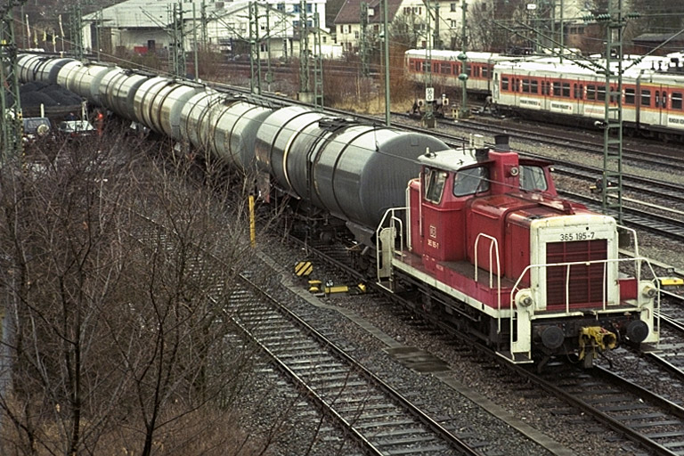 365 195 bei km 16,0 (Februar 2000)