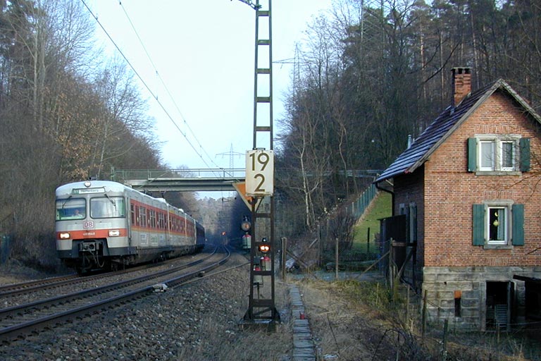 420 954 als S1 im Kaufwald (Januar 2000)