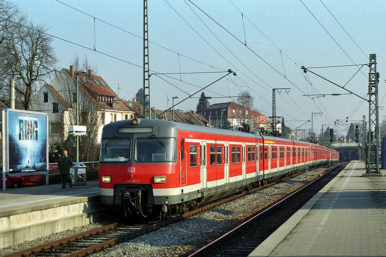 Baureihe 420 als Cisalpino-Ersatzzug bei km 15,6 (Februar 2003)