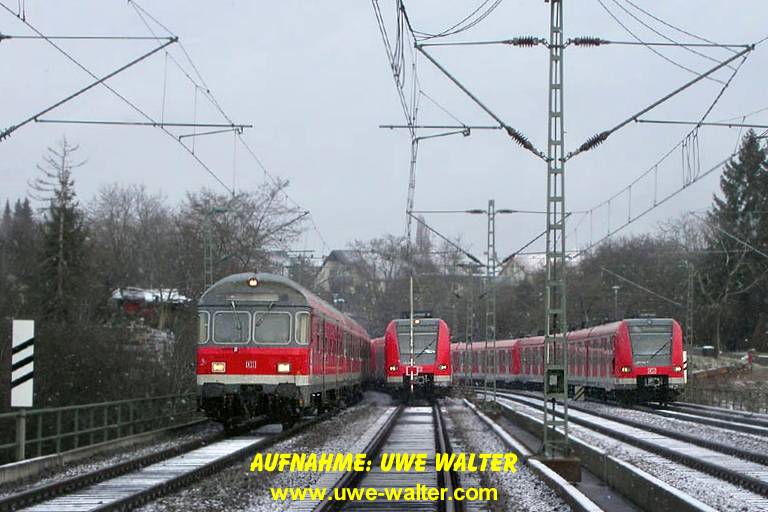 Baureihe 423 auf dem Viadukt in Stuttgart-Vaihingen (Januar 2003)