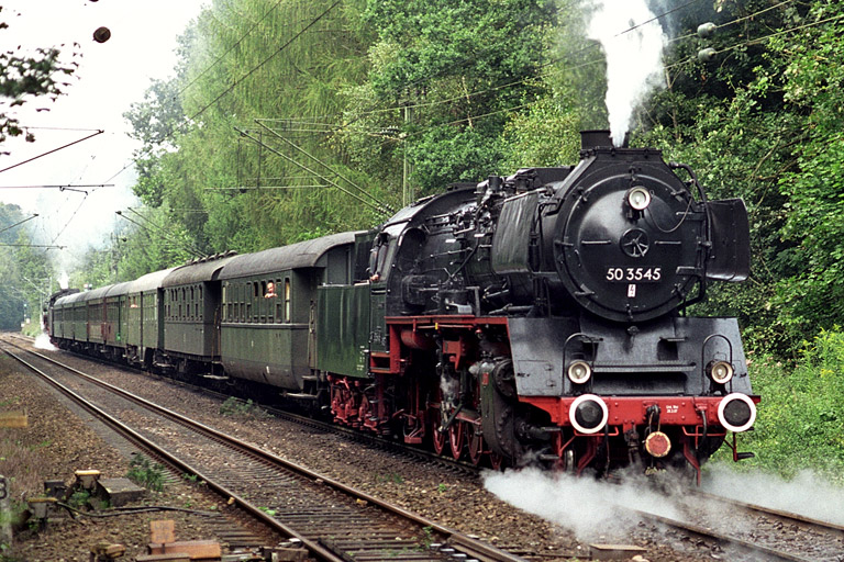 50 3545 bei Stuttgart-Rohr (August 2002)