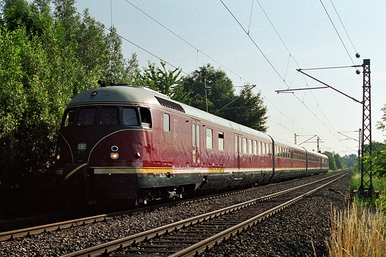 612 507/506 bei km 12,8 (Juni 2001)