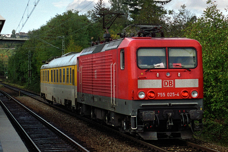 755 025 bei km 14,0 (Oktober 2001)