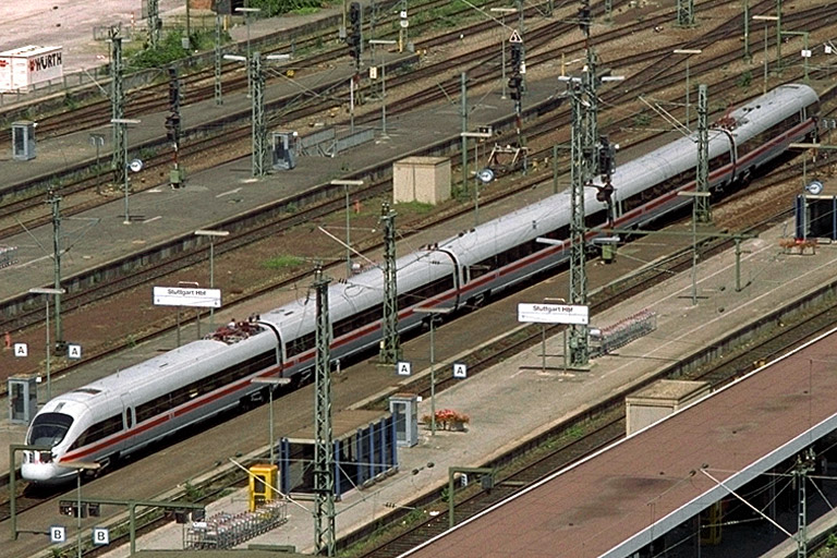 Baureihe 415 bei km 0,4 (Mai 1999)