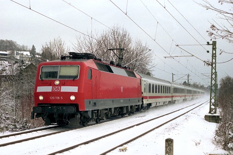 120 118 mit IC 93701 (Januar 2004)