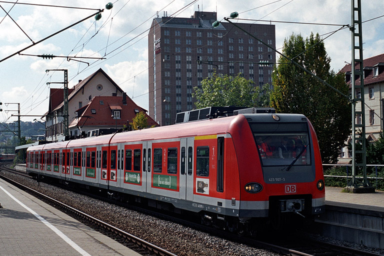 423 007 bei km 15,6 (Oktober 2004)