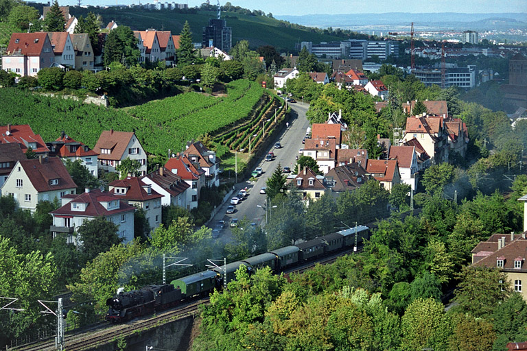 50 3636 und GES Lok 11 mit Dampfsonderzug bei km 4,0 (September 2004)