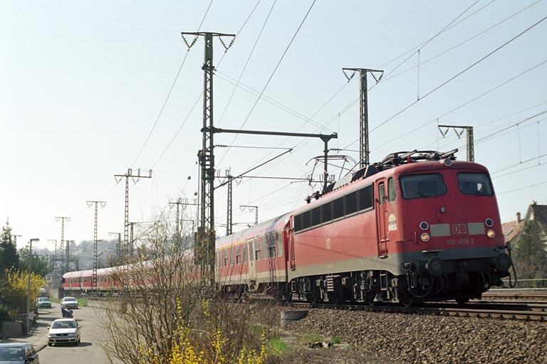 110 408 mit RE 19610 bei km 16,4 (April 2005)