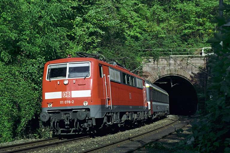 Tunnelblick ... mit 111 078 (Oktober 2005)
