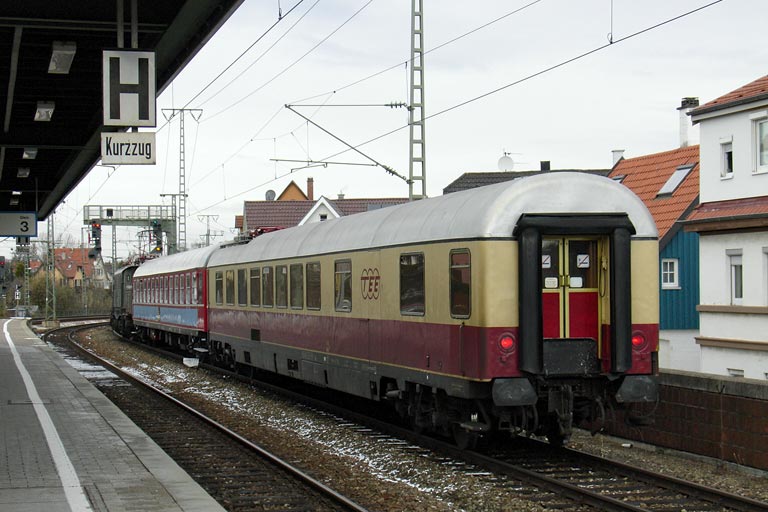 194 051 mit DPE 83957 bei km 16,6 (November 2005)
