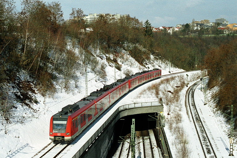 Baureihe 423 als Cisalpino-Ersatzzug bei km 13,8 (M&auml;rz 2005)