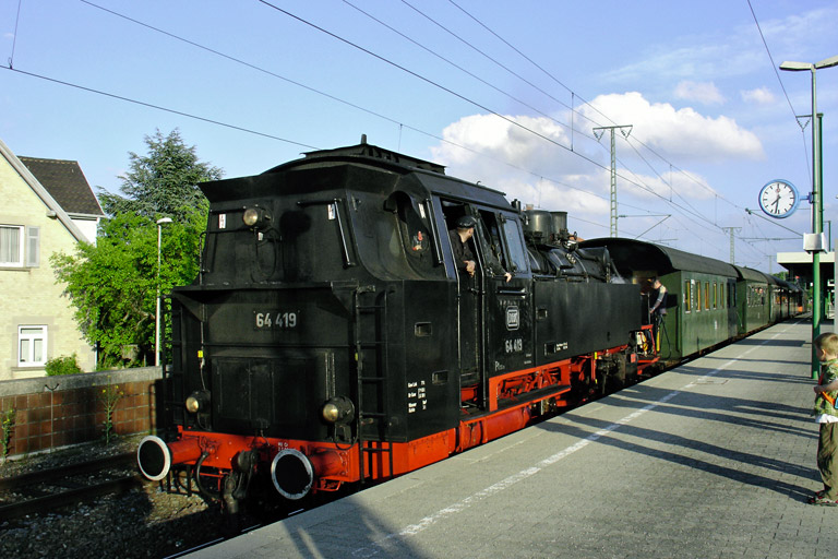 64 419 bei km 16,6 (Mai 2005)
