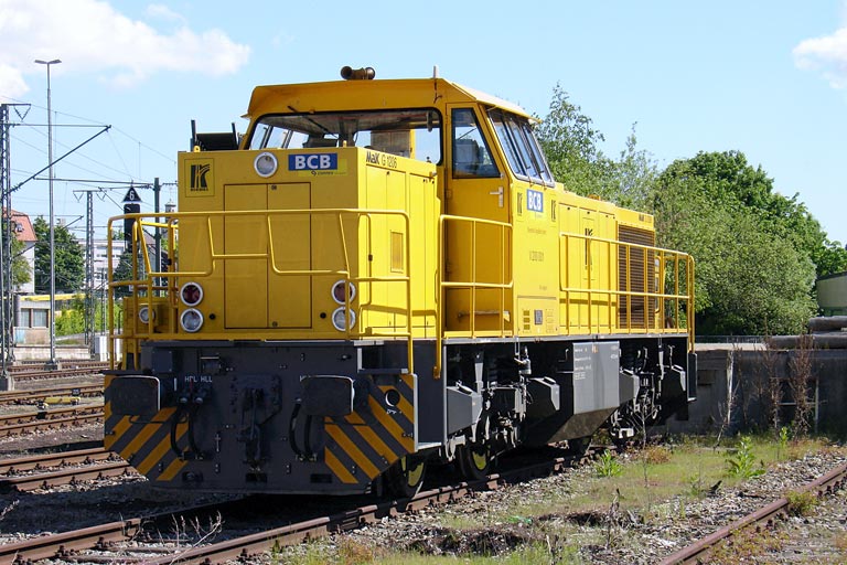 V 200 001 der Bayerischen CargoBahn bei km 15,6 (Mai 2005)