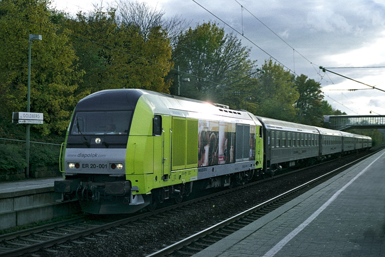 ER 20-001 mit DPE 83778 bei km 24,4 (Oktober 2005)