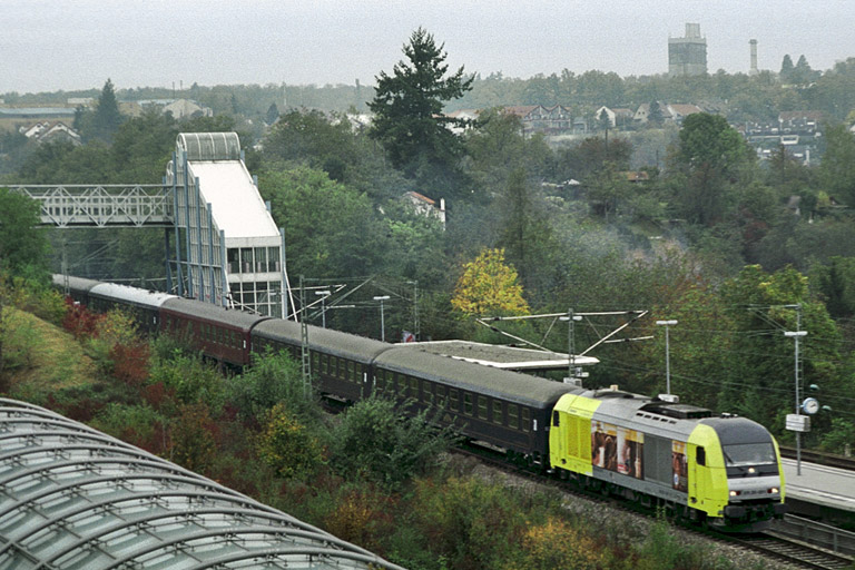 ER 20-001 mit DPE 83777 bei km 14,2 (Oktober 2005)