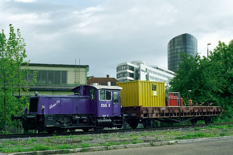 ESG 3 (ex DB 332 046) bei km 15,6 (Mai 2005)