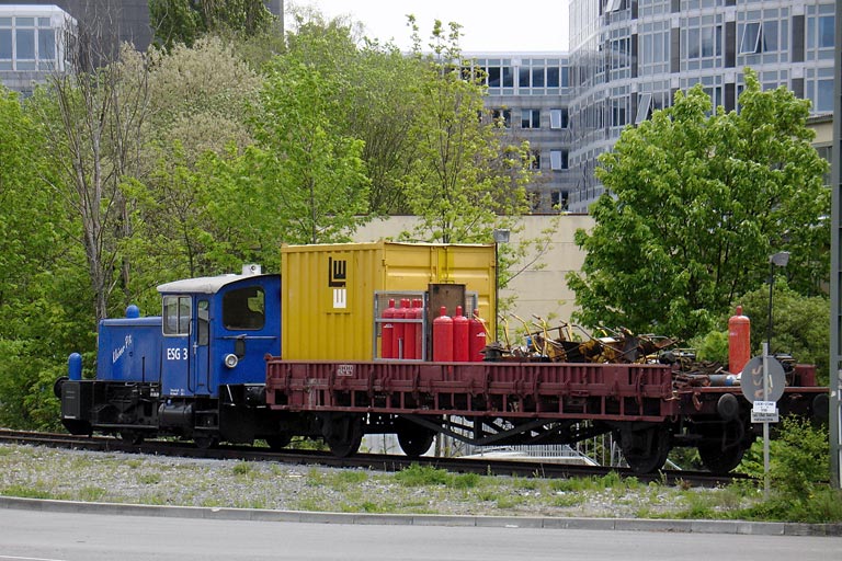 ESG 3 (ex DB 332 046) bei km 15,6 (Mai 2005)