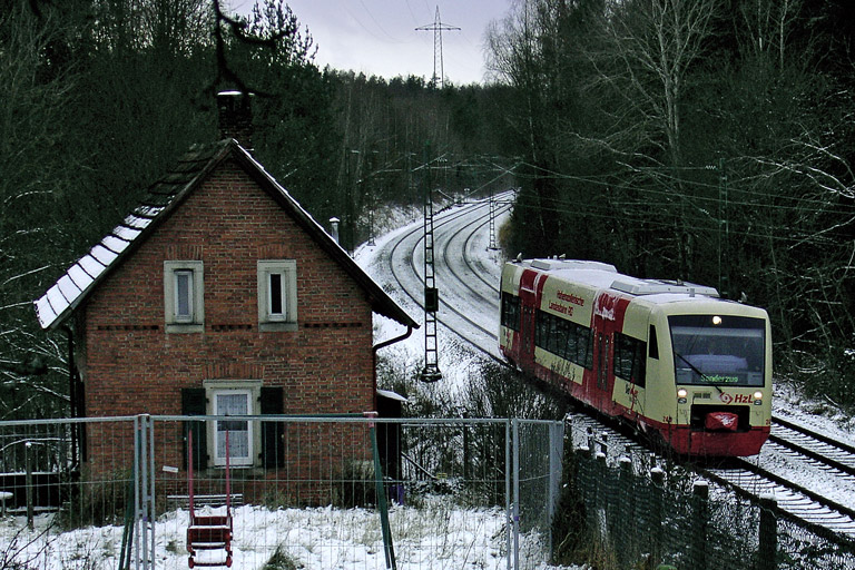 Regioshuttle VT 243 bei km 19,2 (Dezember 2005)