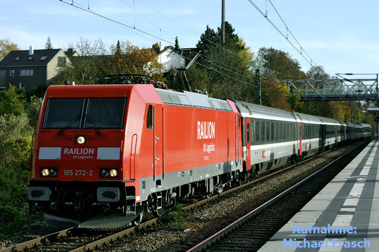 185 272 mit IC 2804 bei km 14,4 (November 2006)