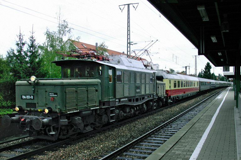 194 051 mit DPE 88945 bei km 16,8 (August 2006)
