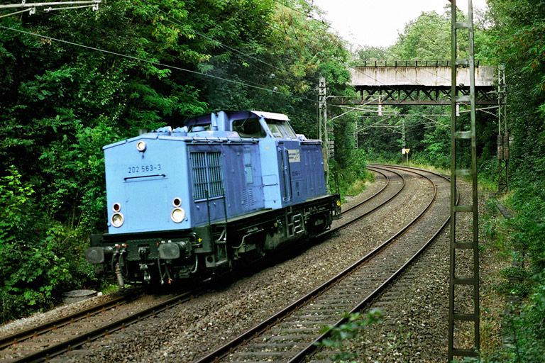 202 563 bei km 10,2 (August 2006)