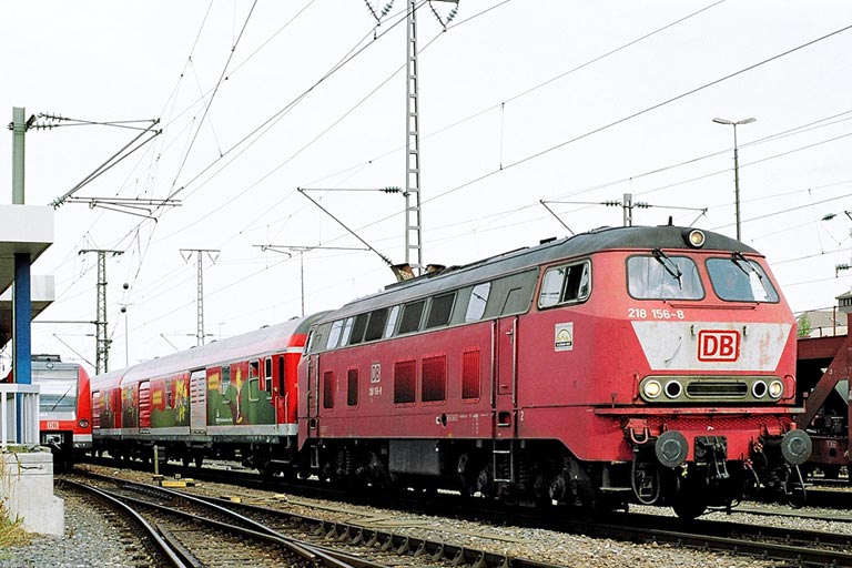 218 156 mit Lr 97934 bei km 15,6 (August 2006)