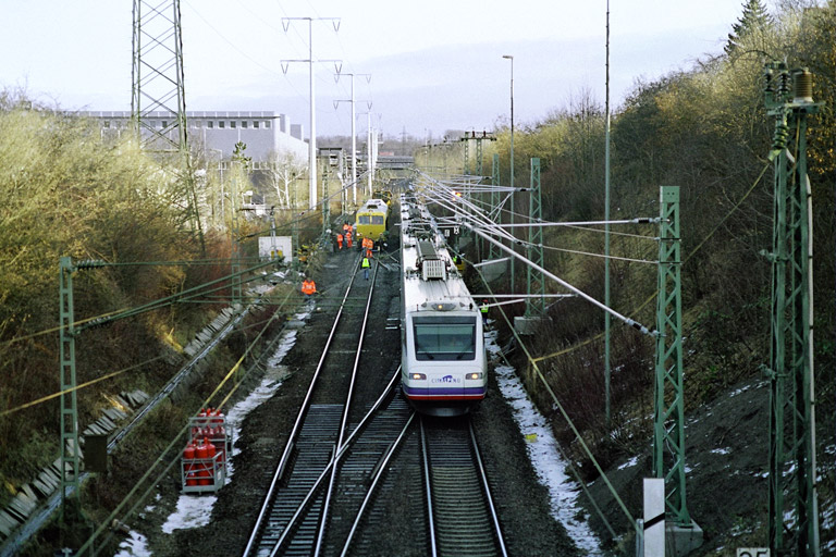 ETR 470 "Cisalpino" als CIS 155 bei km 25,4 (Januar 2006)